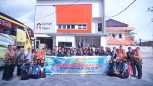 Pembelajaran Lapangan di Kunjungan Industri Yogyakarta