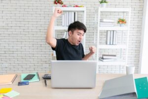 Menemukan Kebahagiaan: Kunci Sukses di Tempat Kerja yang Bahagia 2 jakarta serviced office
