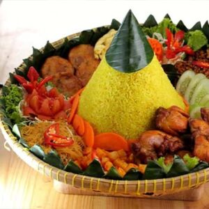 Budaya Syukuran di Jawa dengan Nasi Tumpeng: Menemukan Pesan Nasi Tumpeng Terdekat yang Penuh Makna 3 1e6ba81f3f9154d85b167224c4d29a6f