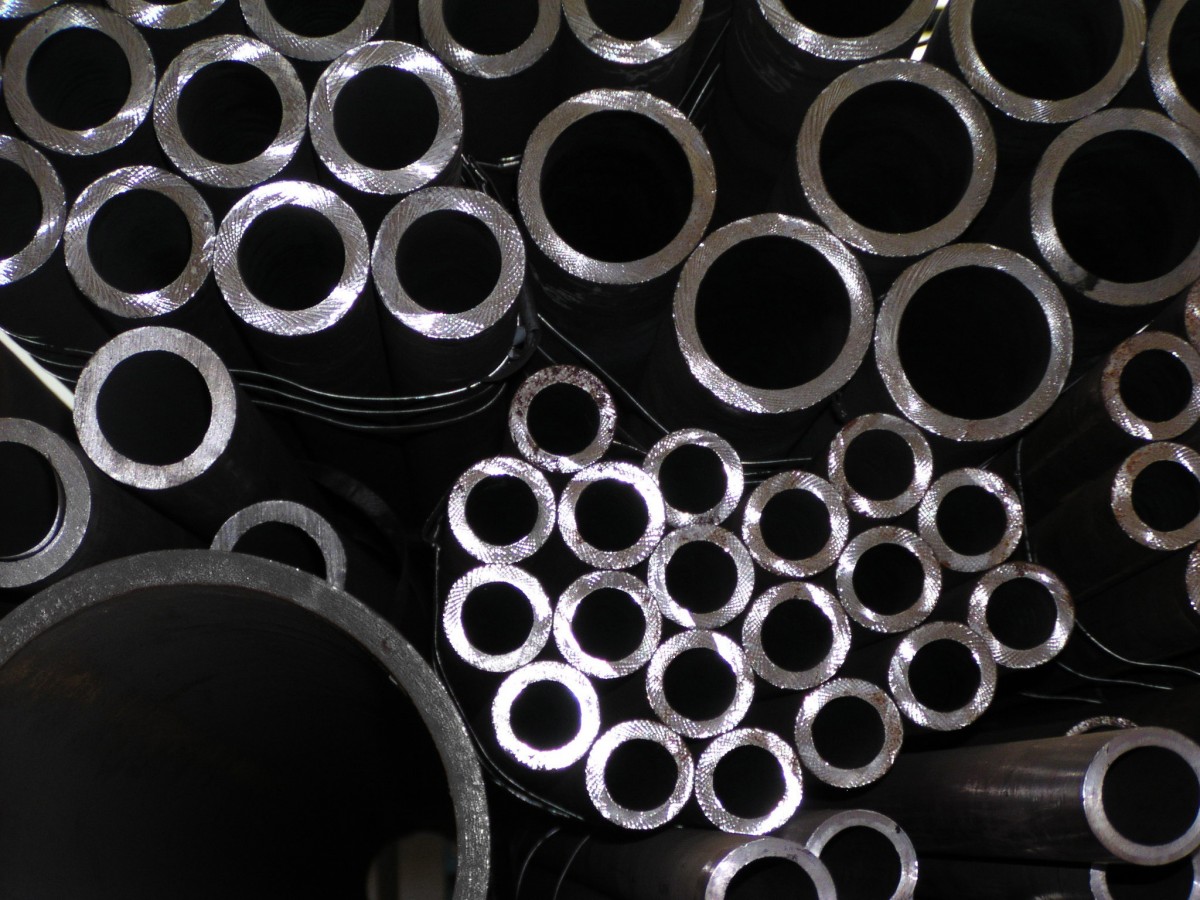 steel metal pipes iron tube construction 631193.jpgd