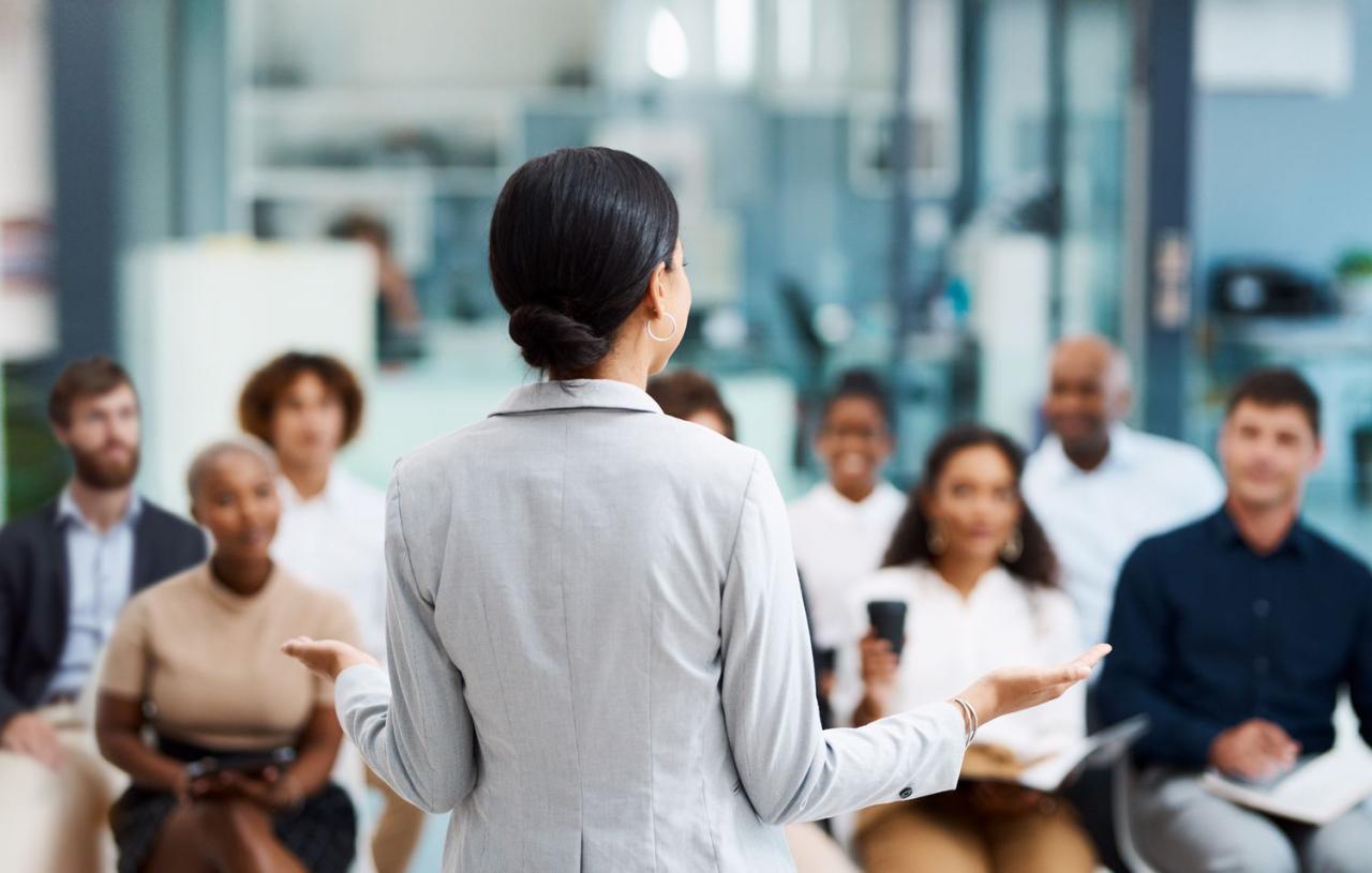 Perbedaan Gathering Kantor dan Outing Kantor